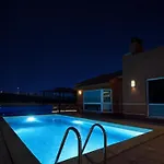 Nirvana Private Pool By Holidays *